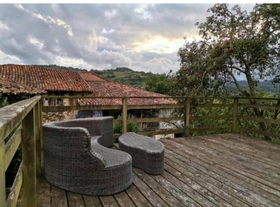 La Casina Roja - Santolaya De Cabranes Villa Arboleya Eksteriør bilde